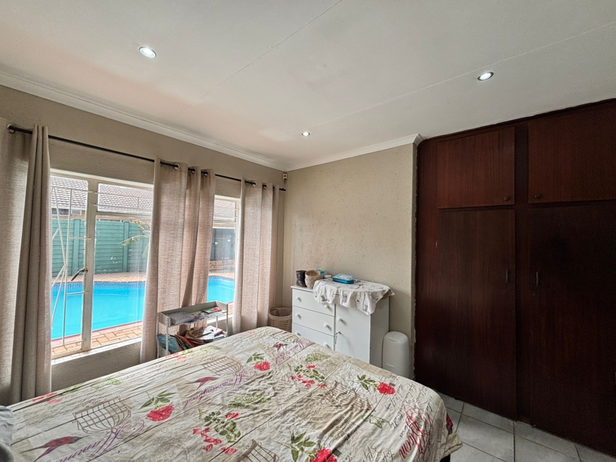 3 Bedroom Property for Sale in Flimieda North West